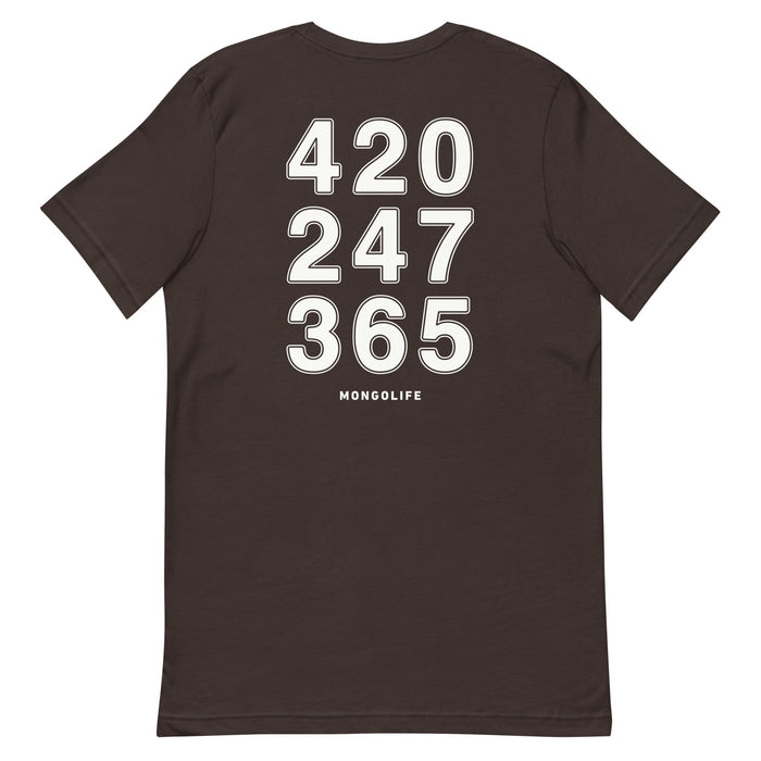 420 247 365 T-Shirt in brown, with back print.